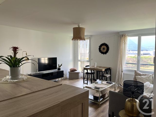Appartement T3 &agrave; vendre - 3 pi&egrave;ces - 63,59 m2 - Fontanil Cornillon - 38 - RHONE-ALPES