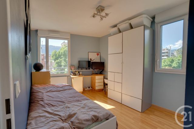 Appartement T3 &agrave; vendre - 3 pi&egrave;ces - 69,87 m2 - Grenoble - 38 - RHONE-ALPES