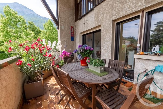 Maison à vendre - 6 pièces - 154,26 m2 - Seyssins - 38 - RHONE-ALPES