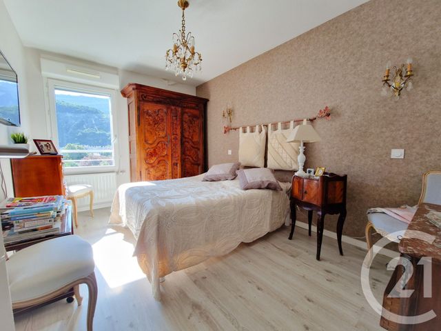 Appartement F3 à vendre - 3 pièces - 61,02 m2 - Seyssinet Pariset - 38 - RHONE-ALPES