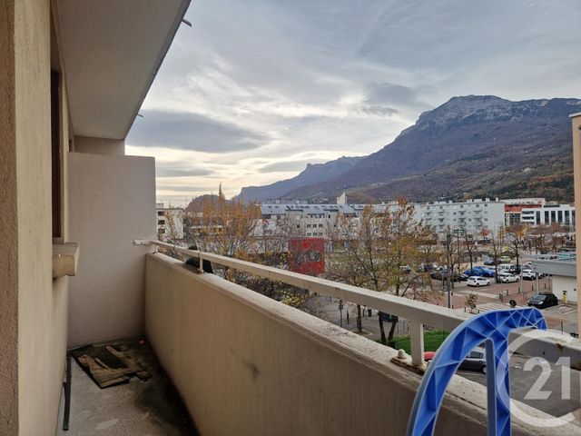 Appartement F4 à vendre - 4 pièces - 63,72 m2 - Seyssinet Pariset - 38 - RHONE-ALPES
