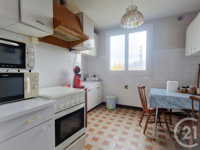 Appartement F4 à vendre - 4 pièces - 63,72 m2 - Seyssinet Pariset - 38 - RHONE-ALPES