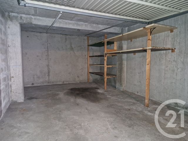 parking - GRENOBLE - 38