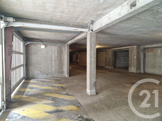 Parking à louer - 15 m2 - Grenoble - 38 - RHONE-ALPES