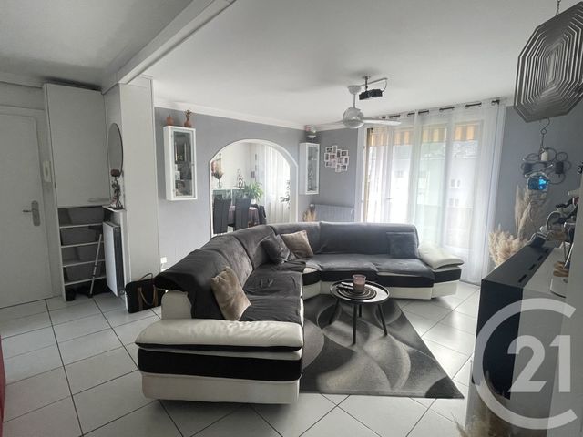 Appartement à vendre - 3 pièces - 78 m2 - Echirolles - 38 - RHONE-ALPES
