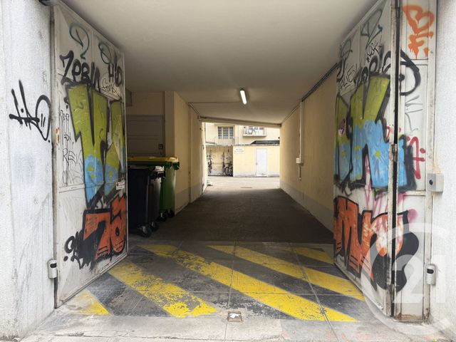 Parking à vendre - 21 m2 - Grenoble - 38 - RHONE-ALPES