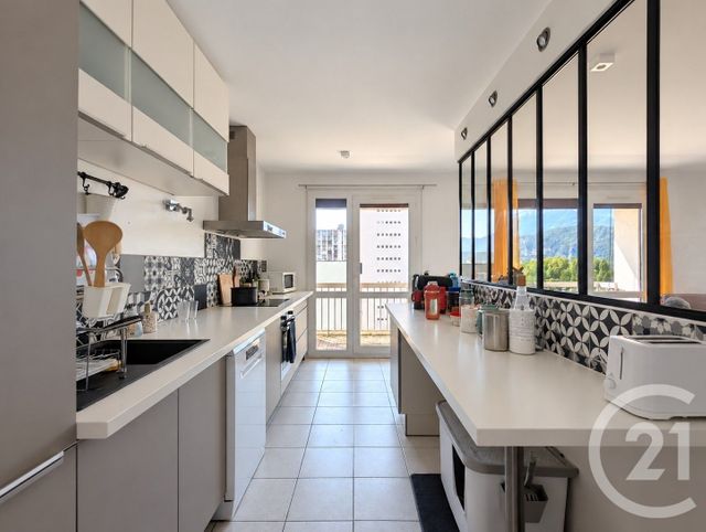 Appartement T5 &agrave; vendre - 5 pi&egrave;ces - 107,70 m2 - Grenoble - 38 - RHONE-ALPES