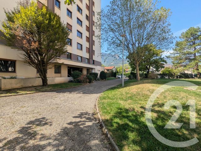 Appartement T5 &agrave; vendre - 5 pi&egrave;ces - 107,70 m2 - Grenoble - 38 - RHONE-ALPES