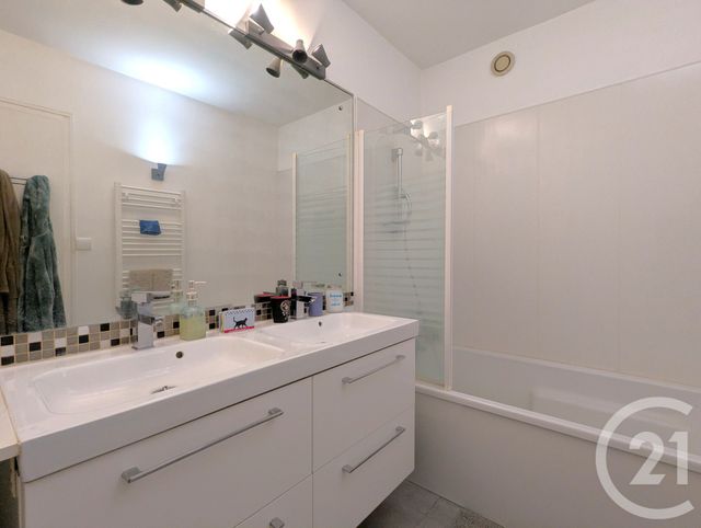 Appartement T5 &agrave; vendre - 5 pi&egrave;ces - 107,70 m2 - Grenoble - 38 - RHONE-ALPES