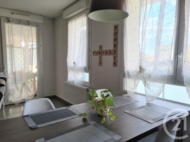 Appartement F3 &agrave; louer - 3 pi&egrave;ces - 65,15 m2 - St Martin D Heres - 38 - RHONE-ALPES