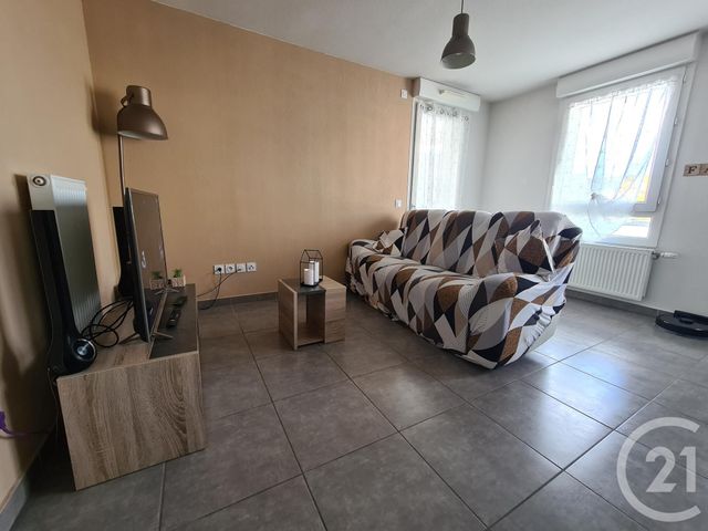 Appartement F3 &agrave; louer - 3 pi&egrave;ces - 65,15 m2 - St Martin D Heres - 38 - RHONE-ALPES