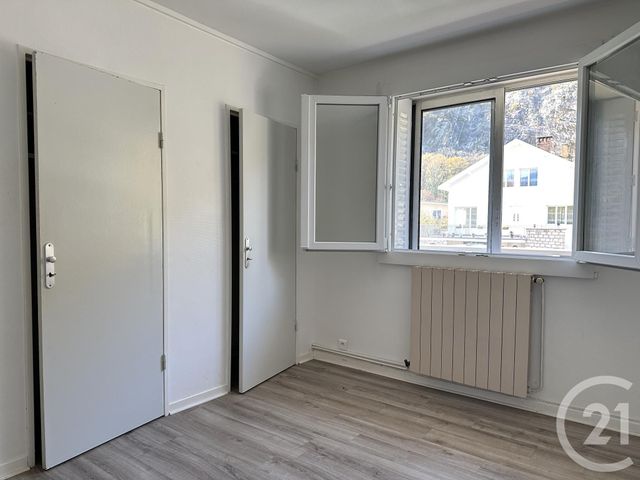 Appartement T4 à vendre - 4 pièces - 67,70 m2 - Seyssinet Pariset - 38 - RHONE-ALPES
