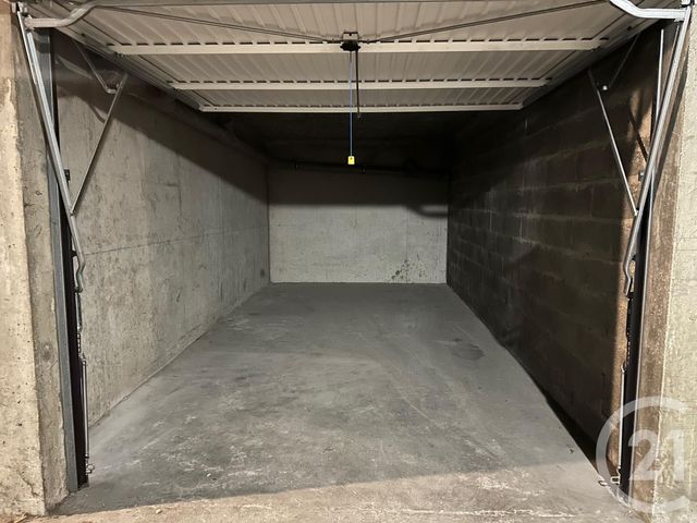 parking - GRENOBLE - 38