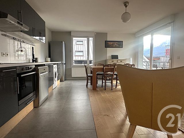 Appartement T4 à louer - 4 pièces - 82 m2 - Grenoble - 38 - RHONE-ALPES