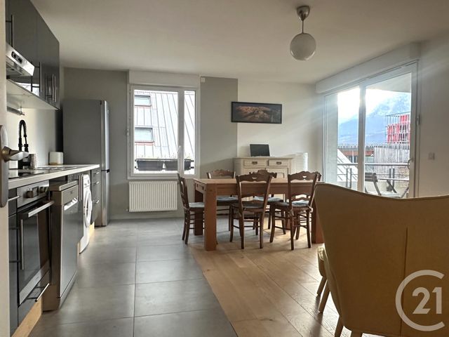 Appartement T4 à louer - 4 pièces - 82 m2 - Grenoble - 38 - RHONE-ALPES