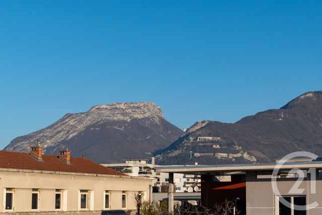 Appartement T5 &agrave; vendre - 4 pi&egrave;ces - 123,97 m2 - Grenoble - 38 - RHONE-ALPES