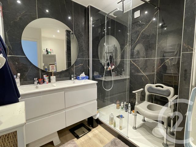 Appartement F4 &agrave; vendre - 4 pi&egrave;ces - 95,38 m2 - Le Pont De Claix - 38 - RHONE-ALPES