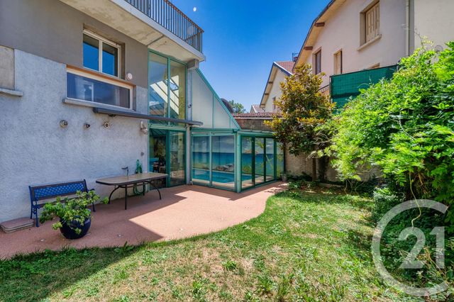 Maison &agrave; vendre - 11 pi&egrave;ces - 425,04 m2 - Grenoble - 38 - RHONE-ALPES