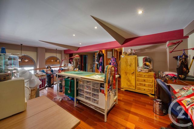 Maison &agrave; vendre - 11 pi&egrave;ces - 425,04 m2 - Grenoble - 38 - RHONE-ALPES