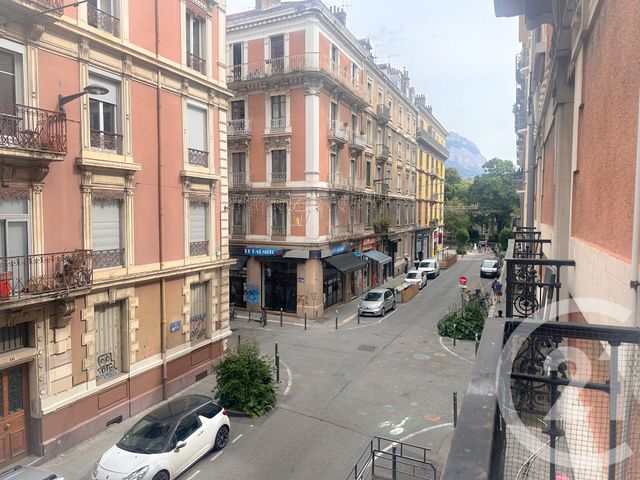 Appartement T3 &agrave; vendre - 4 pi&egrave;ces - 60,79 m2 - Grenoble - 38 - RHONE-ALPES