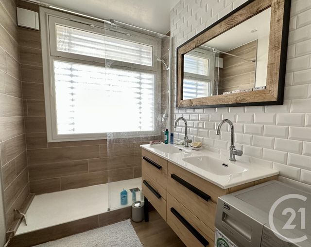 Appartement T3 &agrave; vendre - 3 pi&egrave;ces - 72,66 m2 - Grenoble - 38 - RHONE-ALPES