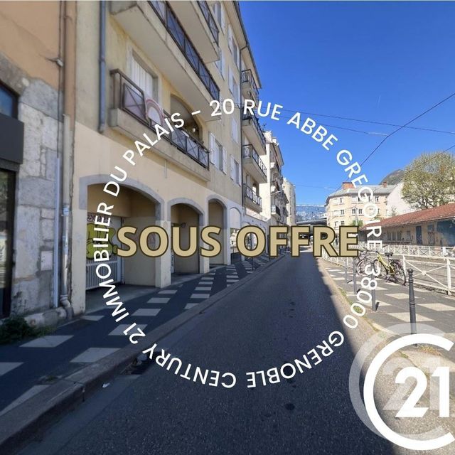 parking - GRENOBLE - 38
