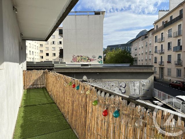 Appartement T3 &agrave; louer - 3 pi&egrave;ces - 77,09 m2 - Grenoble - 38 - RHONE-ALPES