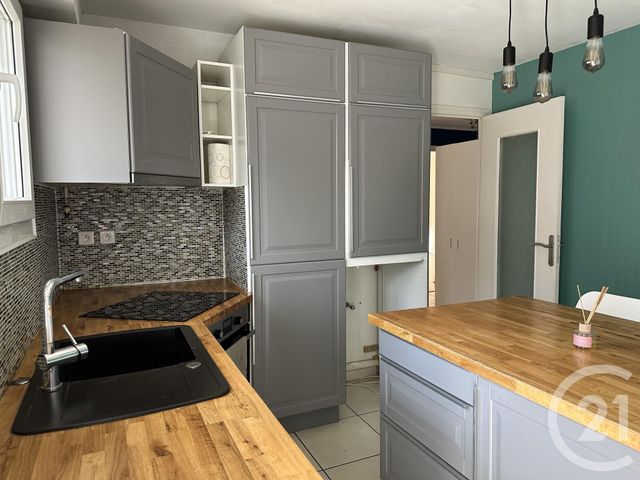 Appartement T3 &agrave; louer - 3 pi&egrave;ces - 77,09 m2 - Grenoble - 38 - RHONE-ALPES