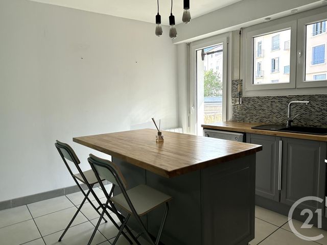 Appartement T3 &agrave; louer - 3 pi&egrave;ces - 77,09 m2 - Grenoble - 38 - RHONE-ALPES