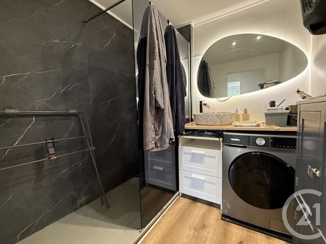 Appartement T3 &agrave; vendre - 3 pi&egrave;ces - 63,59 m2 - Fontanil Cornillon - 38 - RHONE-ALPES