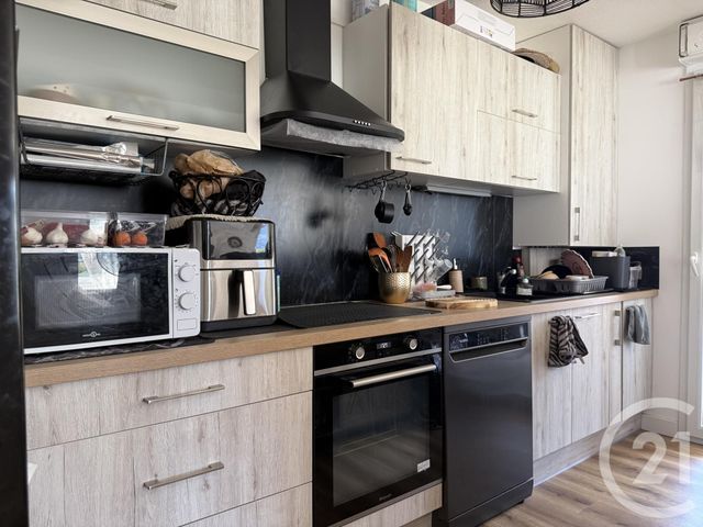Appartement T3 &agrave; vendre - 3 pi&egrave;ces - 63,59 m2 - Fontanil Cornillon - 38 - RHONE-ALPES
