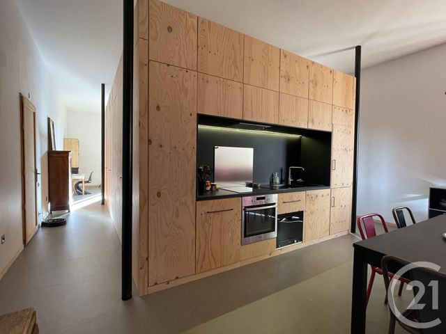 Appartement F2 &agrave; louer - 2 pi&egrave;ces - 70,21 m2 - Voiron - 38 - RHONE-ALPES