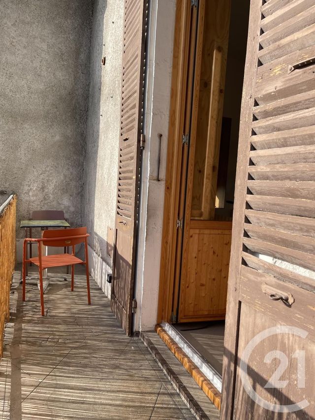 Appartement F2 &agrave; louer - 2 pi&egrave;ces - 70,21 m2 - Voiron - 38 - RHONE-ALPES