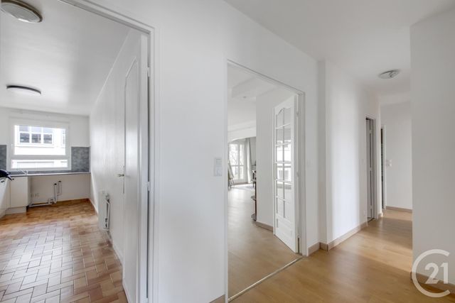 Appartement a vendre  - 5 pièce(s) - 111.6 m2 - Surfyn