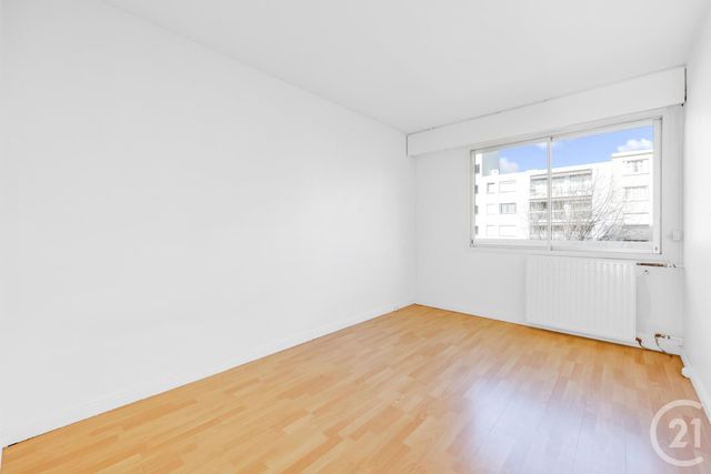 Appartement a louer montrouge - 4 pièce(s) - 85.8 m2 - Surfyn
