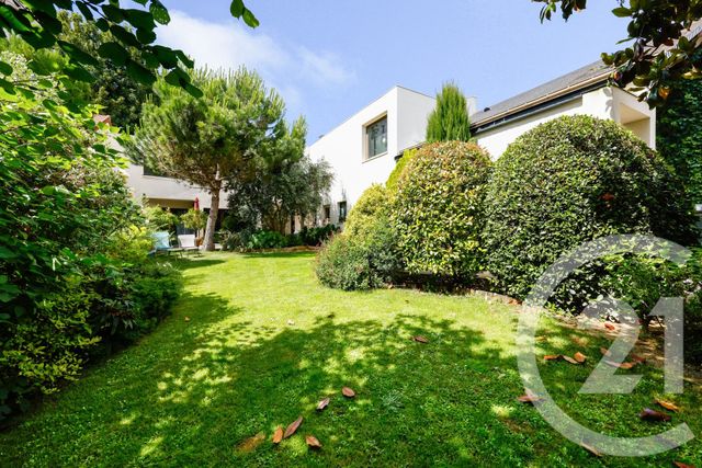 Maison &agrave; vendre - 8 pi&egrave;ces - 238,80 m2 - Chatillon - 92 - ILE-DE-FRANCE