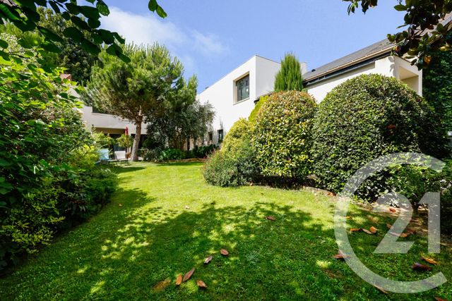 Maison &agrave; vendre - 8 pi&egrave;ces - 238,80 m2 - Chatillon - 92 - ILE-DE-FRANCE