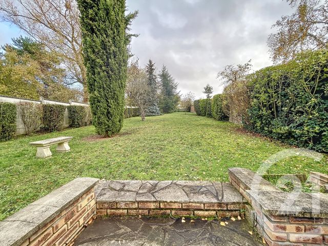 Maison à vendre - 4 pièces - 93,77 m2 - Ste Genevieve Des Bois - 91 - ILE-DE-FRANCE