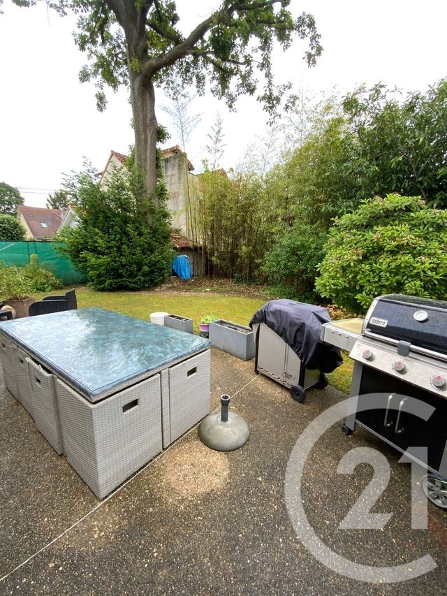 Maison &agrave; vendre - 5 pi&egrave;ces - 127,06 m2 - Ste Genevieve Des Bois - 91 - ILE-DE-FRANCE