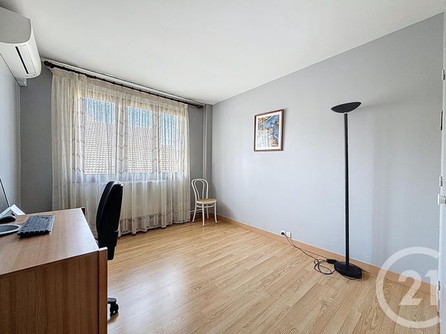 Maison &agrave; vendre - 6 pi&egrave;ces - 122 m2 - Ste Genevieve Des Bois - 91 - ILE-DE-FRANCE