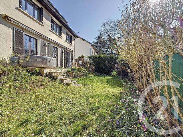 Maison &agrave; vendre - 6 pi&egrave;ces - 122 m2 - Ste Genevieve Des Bois - 91 - ILE-DE-FRANCE