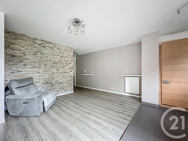 Appartement F4 à vendre - 4 pièces - 70,98 m2 - Fleury Merogis - 91 - ILE-DE-FRANCE