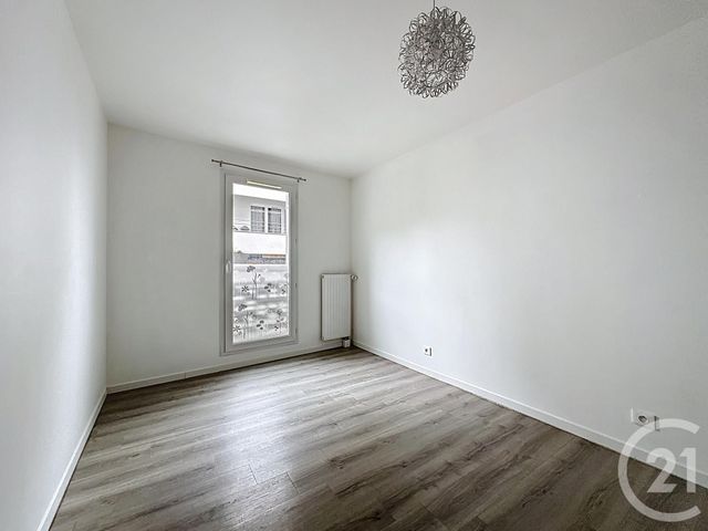 Appartement F4 à vendre - 4 pièces - 70,98 m2 - Fleury Merogis - 91 - ILE-DE-FRANCE