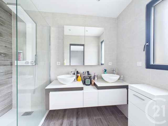 Maison &agrave; vendre - 6 pi&egrave;ces - 161,02 m2 - Ste Genevieve Des Bois - 91 - ILE-DE-FRANCE