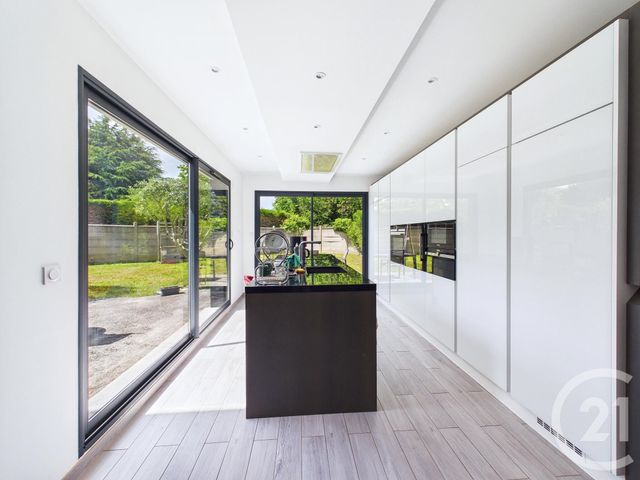 Maison &agrave; vendre - 6 pi&egrave;ces - 161,02 m2 - Ste Genevieve Des Bois - 91 - ILE-DE-FRANCE