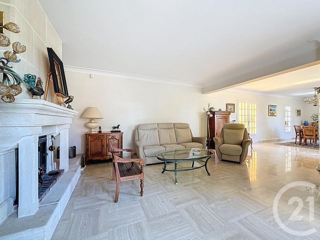 Maison à vendre - 7 pièces - 196,92 m2 - Ste Genevieve Des Bois - 91 - ILE-DE-FRANCE