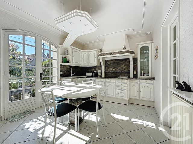 Maison à vendre - 7 pièces - 196,92 m2 - Ste Genevieve Des Bois - 91 - ILE-DE-FRANCE