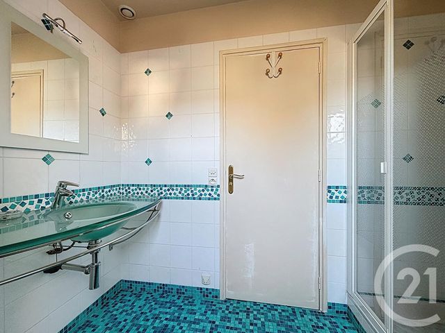 Maison à vendre - 7 pièces - 196,92 m2 - Ste Genevieve Des Bois - 91 - ILE-DE-FRANCE