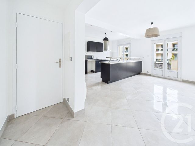 Appartement F3 &agrave; vendre - 4 pi&egrave;ces - 81,90 m2 - Ste Genevieve Des Bois - 91 - ILE-DE-FRANCE