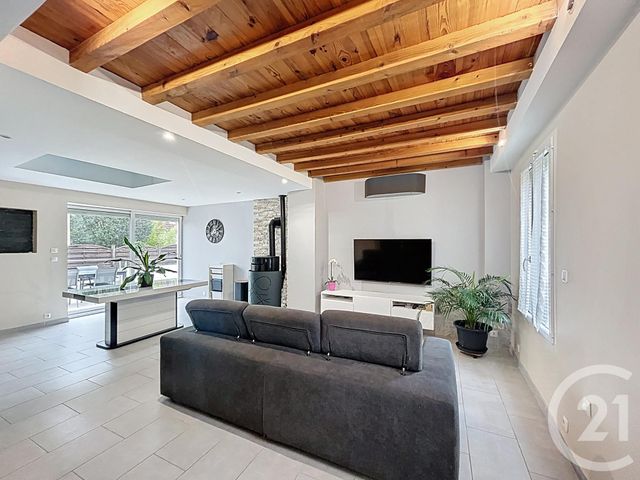 Maison à vendre - 7 pièces - 122,46 m2 - Ste Genevieve Des Bois - 91 - ILE-DE-FRANCE